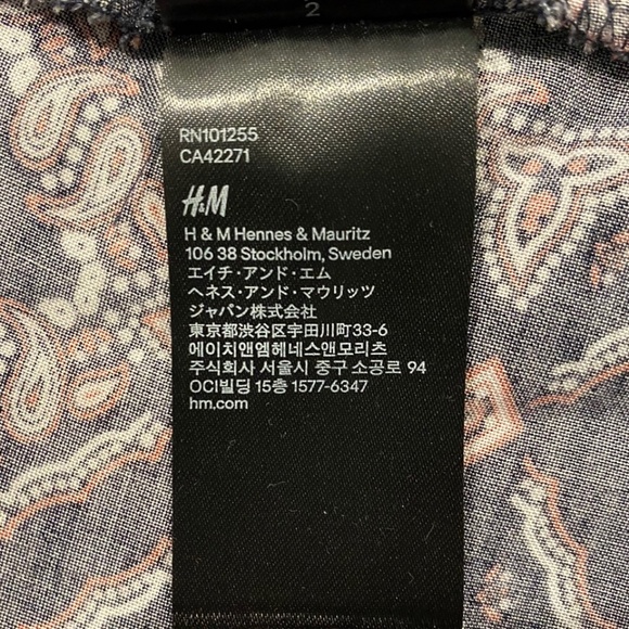 H&M Divided Pattern Cold Shoulder Mini Dress - Picture 4 of 5